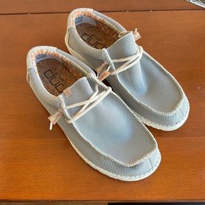 Hey Dude Wally Natural Collection Men’s Size 10 shoes